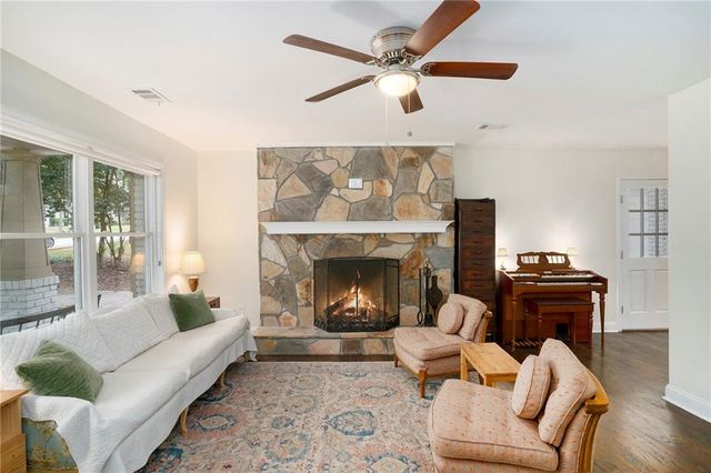 1347 Dorothy Drive, Decatur, GA 30030