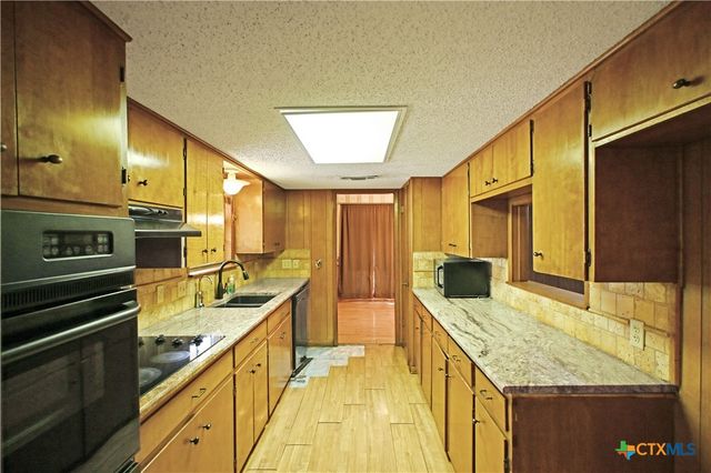 1629 Us-183, Lockhart, TX 78644