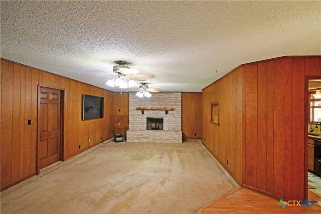1629 Us-183, Lockhart, TX 78644