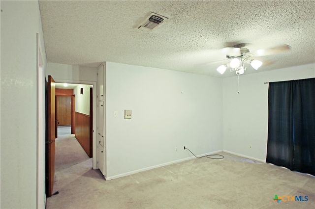 1629 Us-183, Lockhart, TX 78644
