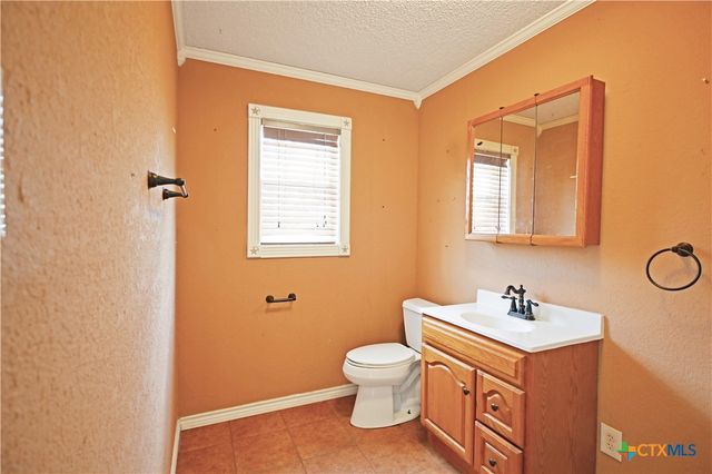 1629 Us-183, Lockhart, TX 78644