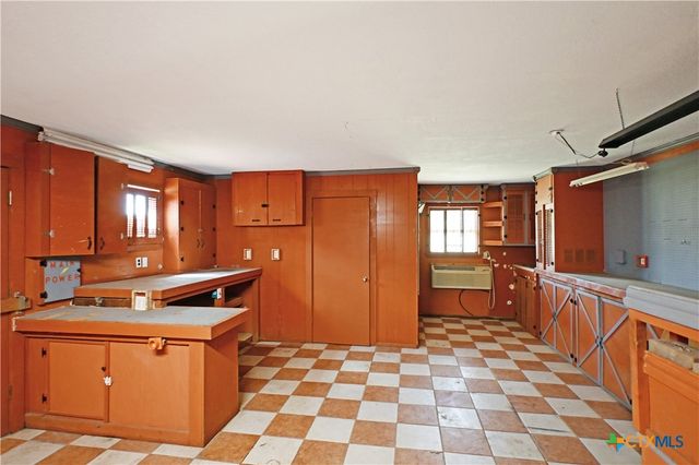 1629 Us-183, Lockhart, TX 78644