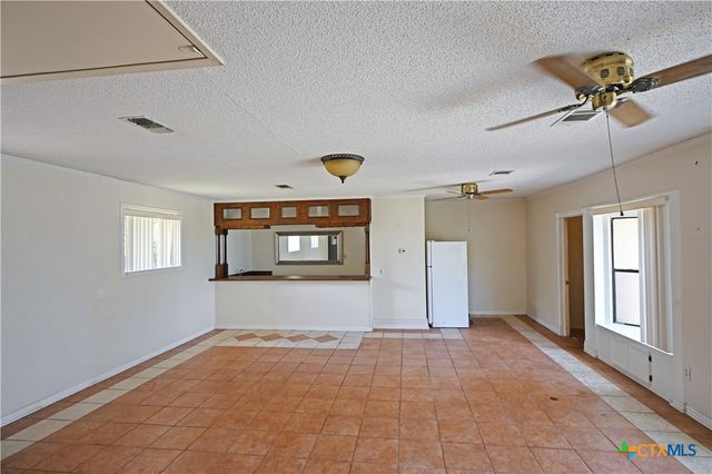 1629 Us-183, Lockhart, TX 78644