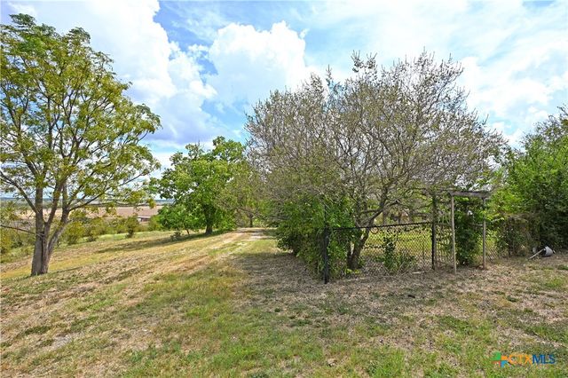 1629 Us-183, Lockhart, TX 78644