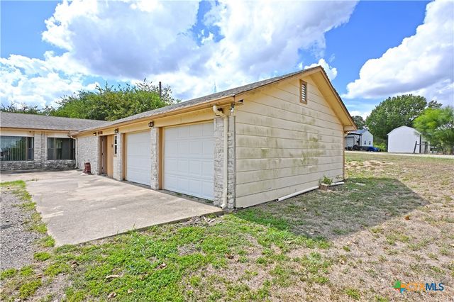 1629 Us-183, Lockhart, TX 78644