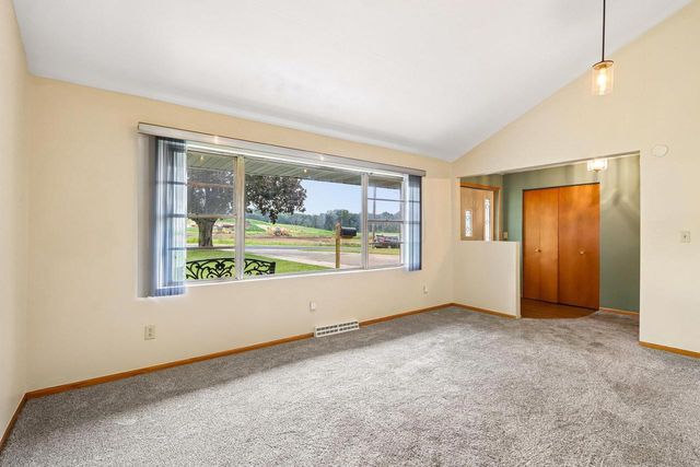 3136 Larsen Road, Madison, WI 53711