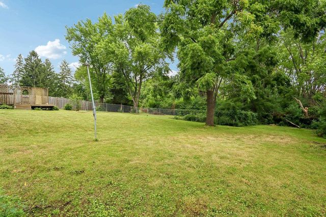 3136 Larsen Road, Madison, WI 53711