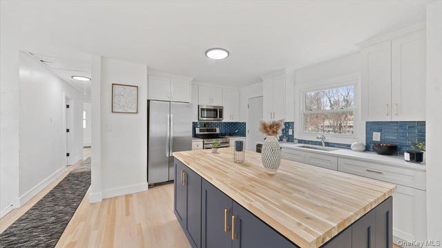 77 Friendly Road, Mahopac, NY 10541