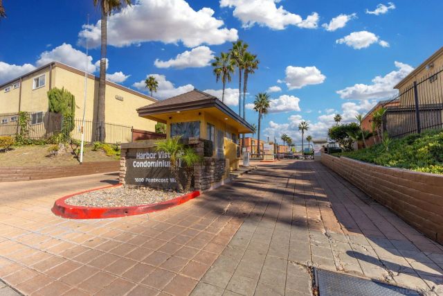 1641 Pentecost 10, San Diego, CA 92105