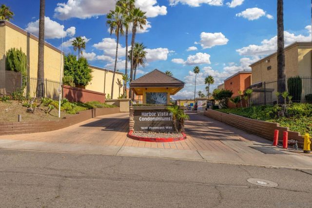 1641 Pentecost 10, San Diego, CA 92105