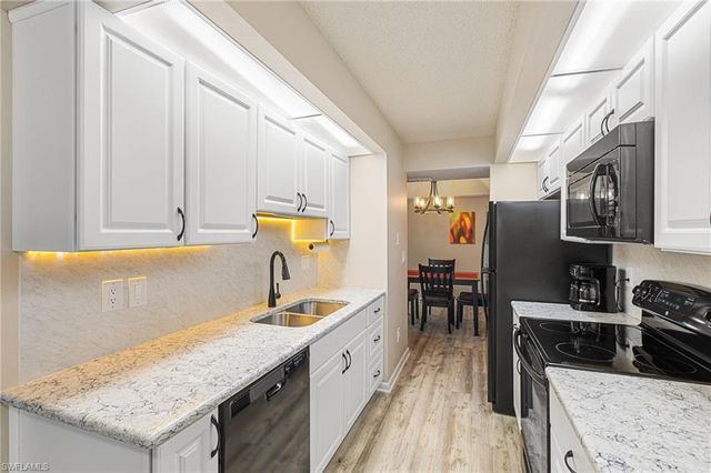 17230 Terraverde CIR # 9, Fort Myers, FL 33908