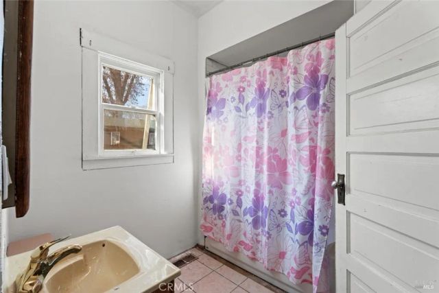 630 2nd St, Upper Lake, CA 95485