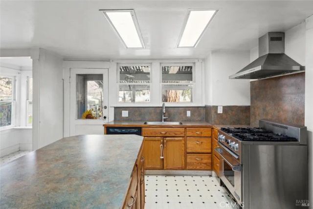 630 2nd St, Upper Lake, CA 95485