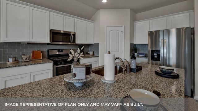 1308 Camden LN, Lockhart, TX 78644