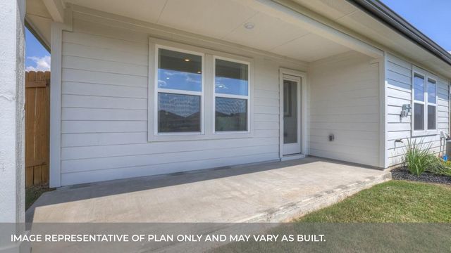 1308 Camden LN, Lockhart, TX 78644