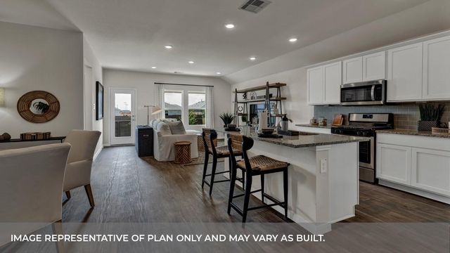 1308 Camden LN, Lockhart, TX 78644