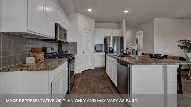 1308 Camden LN, Lockhart, TX 78644