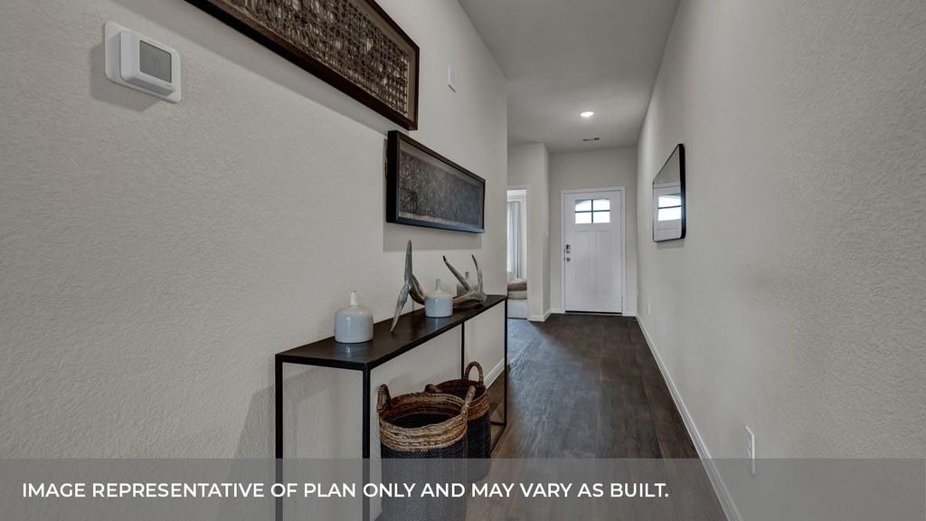 1308 Camden LN, Lockhart, TX 78644