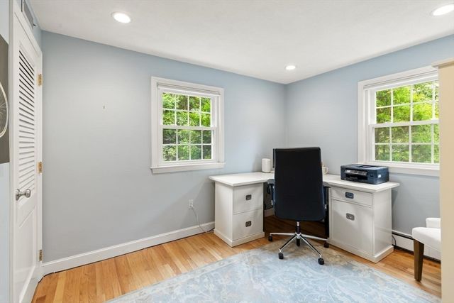 105 Thornberry Rd, Winchester, MA 01890