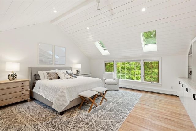 105 Thornberry Rd, Winchester, MA 01890