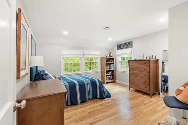 105 Thornberry Rd, Winchester, MA 01890