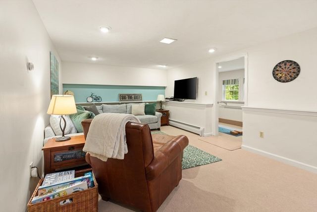 105 Thornberry Rd, Winchester, MA 01890
