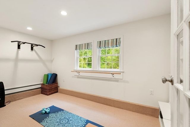 105 Thornberry Rd, Winchester, MA 01890