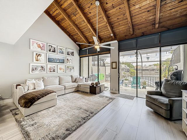 11313 NW 15th Street, Pembroke Pines, FL 33026