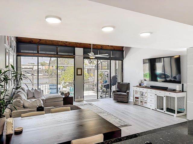 11313 NW 15th Street, Pembroke Pines, FL 33026