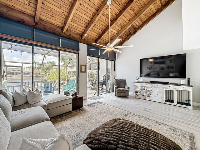 11313 NW 15th Street, Pembroke Pines, FL 33026