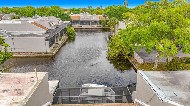 11313 NW 15th Street, Pembroke Pines, FL 33026