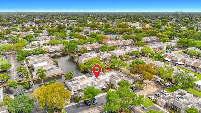 11313 NW 15th Street, Pembroke Pines, FL 33026