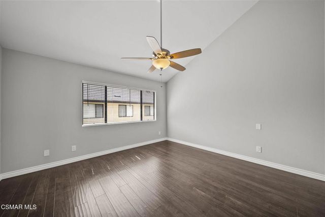 21205 Lassen Street 4, Chatsworth, CA 91311