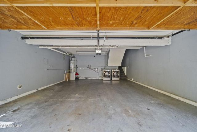 21205 Lassen Street 4, Chatsworth, CA 91311