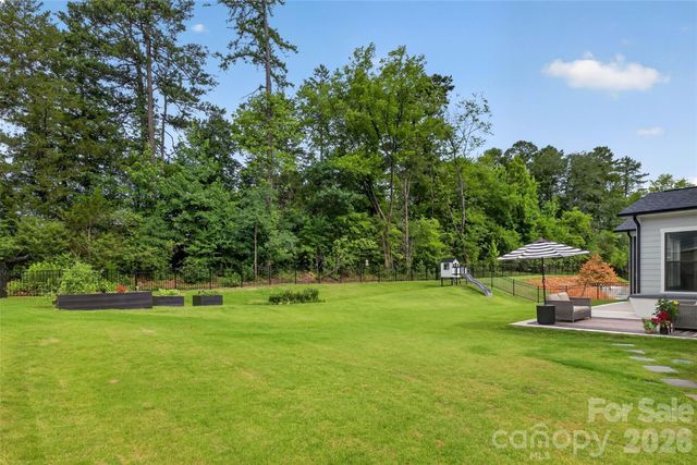 14109 White Gardens Lane, Huntersville, NC 28078
