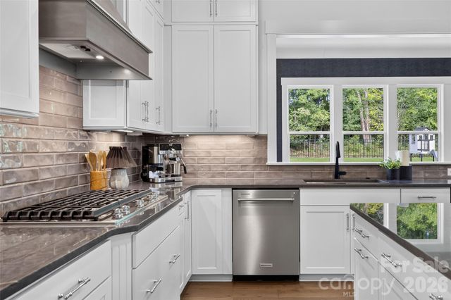 14109 White Gardens Lane, Huntersville, NC 28078