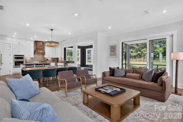 14109 White Gardens Lane, Huntersville, NC 28078