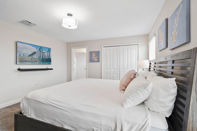 900 PEBBLE BEACH DRIVE, Davenport, FL 33896