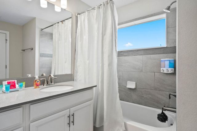 900 PEBBLE BEACH DRIVE, Davenport, FL 33896