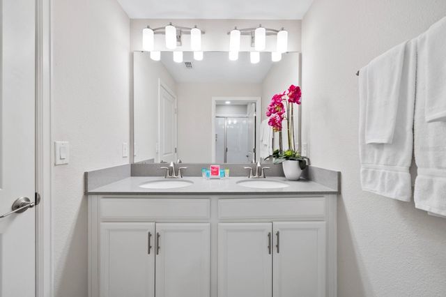 900 PEBBLE BEACH DRIVE, Davenport, FL 33896