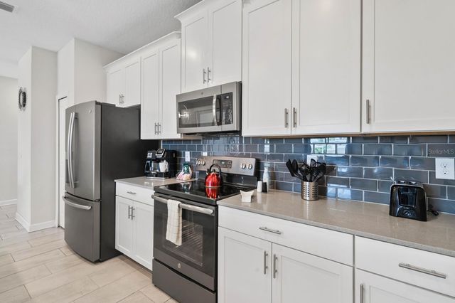 900 PEBBLE BEACH DRIVE, Davenport, FL 33896