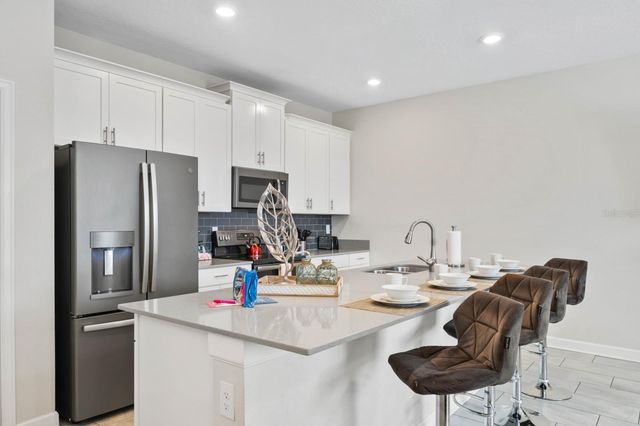 900 PEBBLE BEACH DRIVE, Davenport, FL 33896