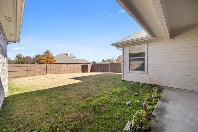 300 Regal Court, Royse City, TX 75189