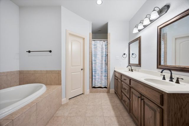 300 Regal Court, Royse City, TX 75189