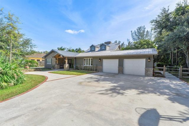 400 Farmington Drive, Plantation, FL 33317