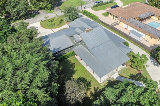 400 Farmington Drive, Plantation, FL 33317