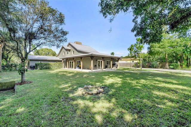 400 Farmington Drive, Plantation, FL 33317