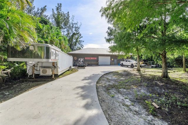 400 Farmington Drive, Plantation, FL 33317