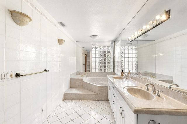 400 Farmington Drive, Plantation, FL 33317