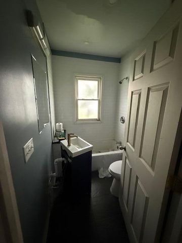 1634 W Philadelphia Street, Detroit, MI 48206